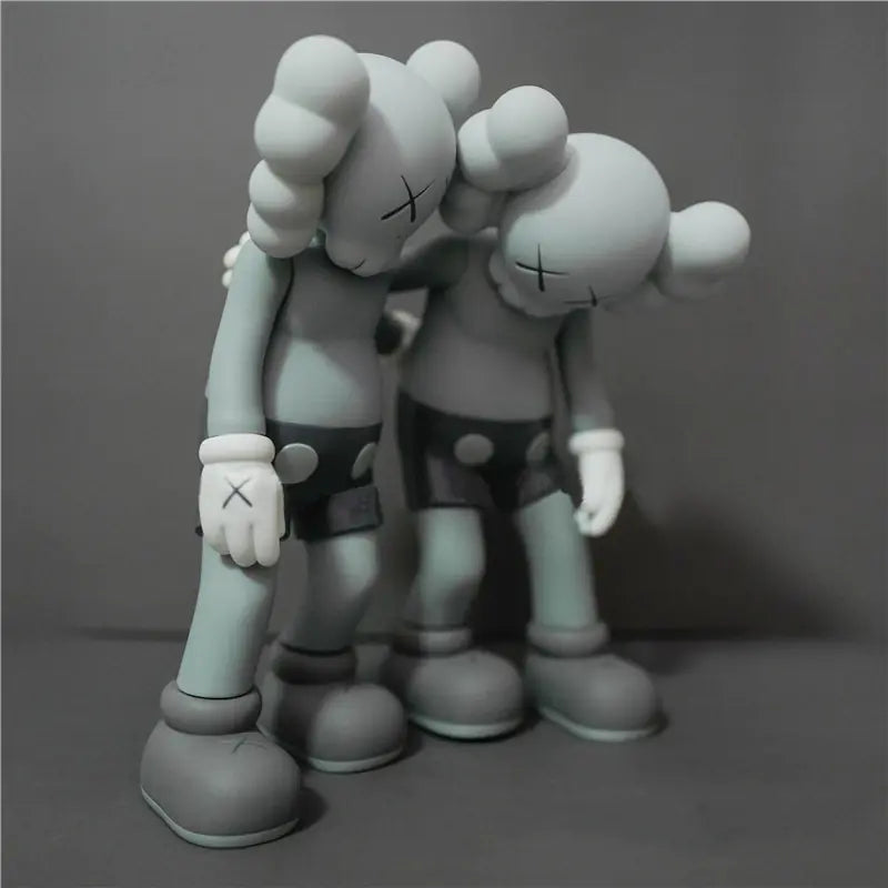 Kaws Figura Along the Way - Nuevo plus Toy Colecionable